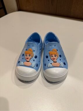 Toddler Disney Blue Cinderella Slip-On Water Shoes